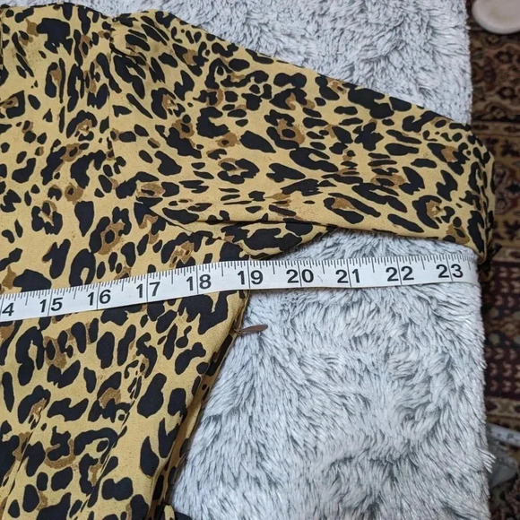 NEW J. Crew Leopard Carly Dress Midi Pleated Long Sleeve Size 0 - Picture 7 of 11
